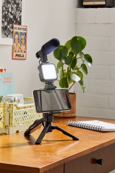Vlogging Kit With Tripod Phone Holder Mini Microphone LED Fill Light Starter For TikTok Live Stream Video YouTube Boing Cart