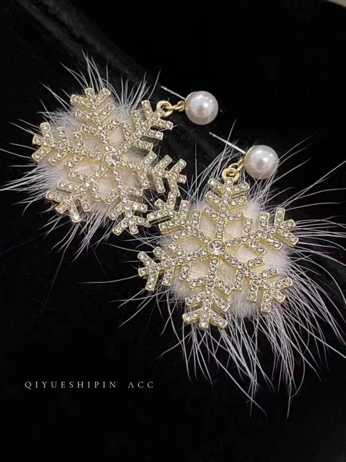 Christmas Snowflake Earrings Women's Full Diamond Pearl Plush Earrings Urban Sale
