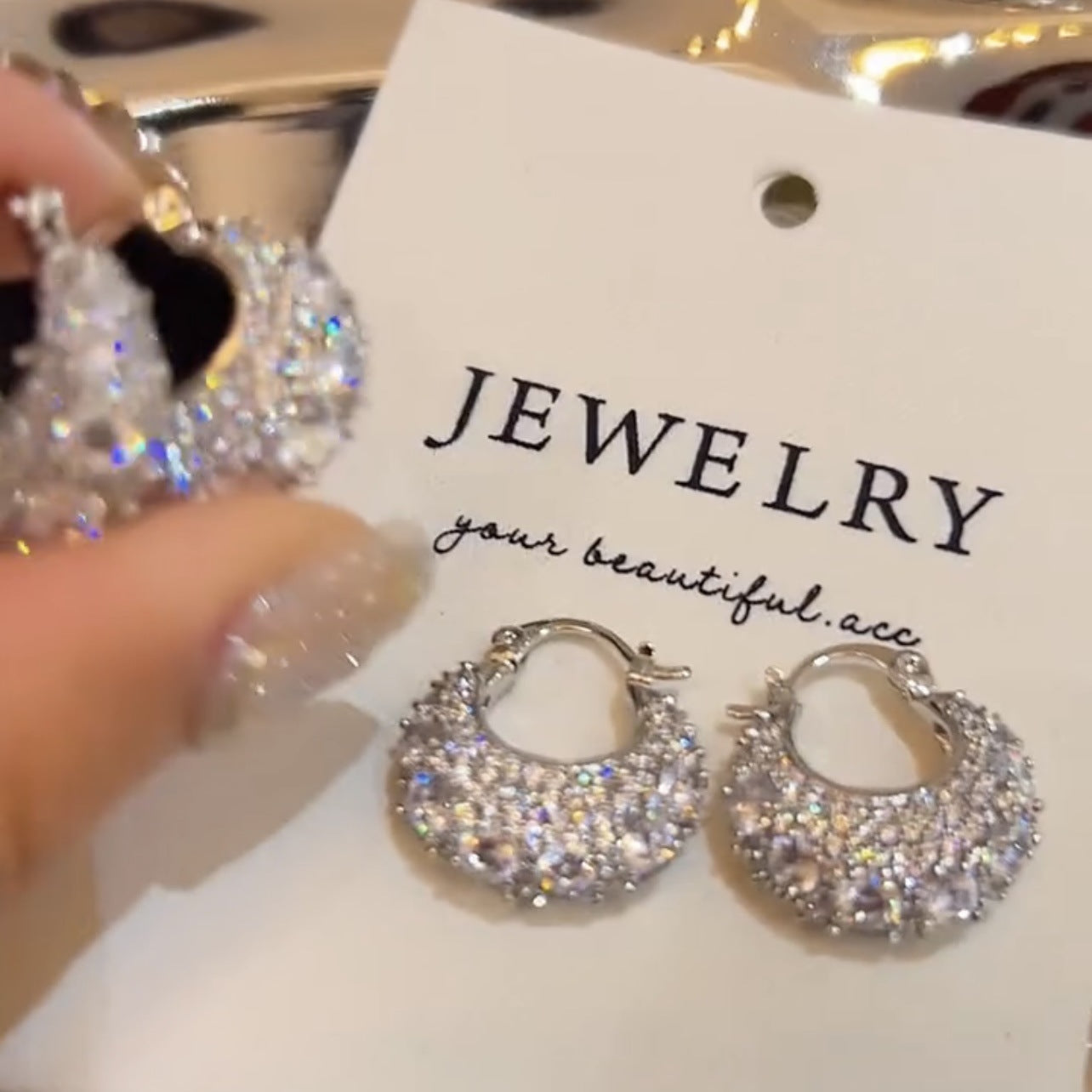 Micro Inlaid Zircon Bag Ear Buckle All-matching Luxeoasis