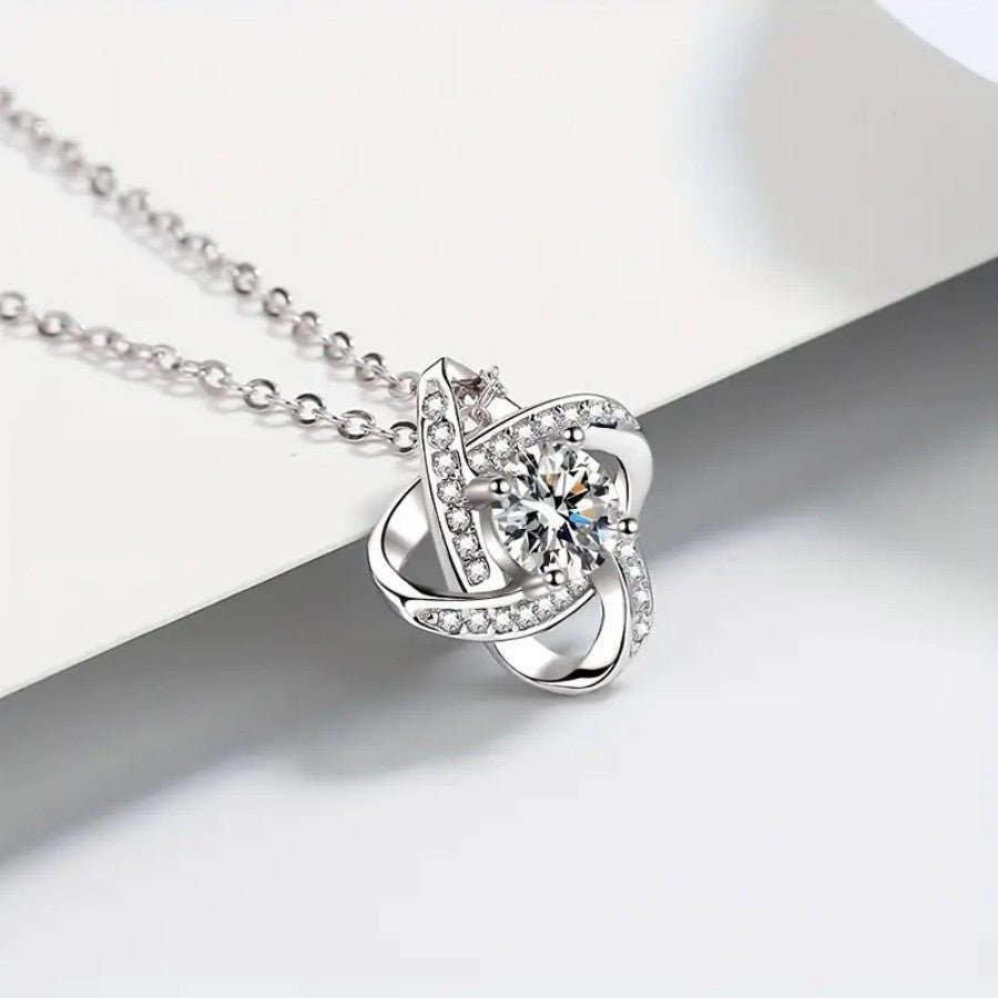 Heart Of Eternity Clavicle Chain Rotating Lucky Pendant Necklace With Card Urban Sale