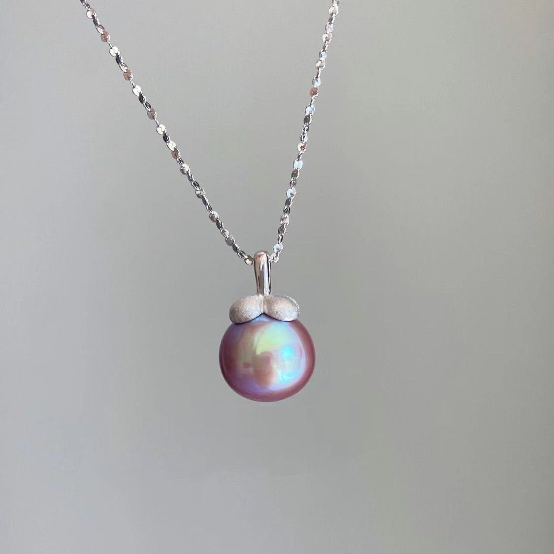 Women's Pearl Necklace Simple And Gentle Non-mainstream Style Urban Sale