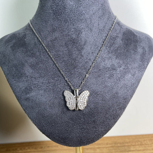 Fashion Jewelry Butterfly Necklace Female Pendant Titanium Steel Clavicle Chain Urban Sale
