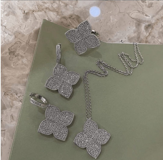 Four-Leaf Necklace Set Urban Sale