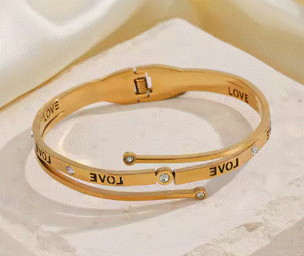 Stainless Steel Love Bracelet For Women's Urban Sale