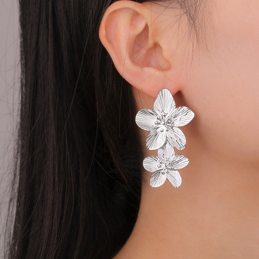 Women's Electroplated Alloy Non-fading Flower Earrings Urban Sale
